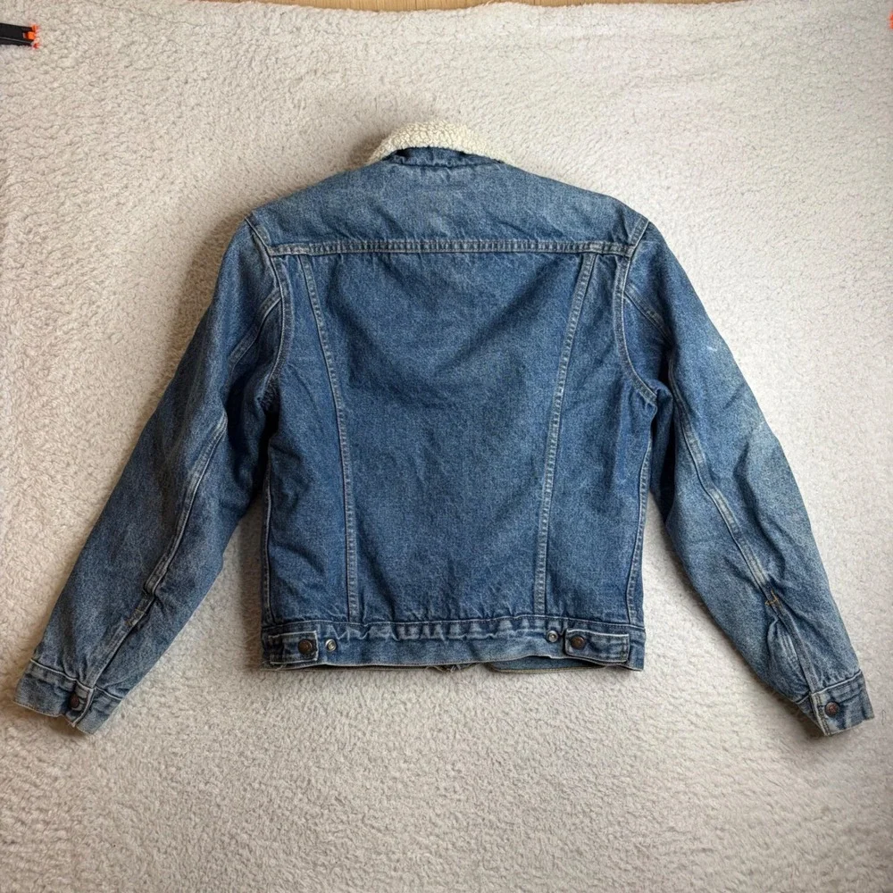 Vintage Levis 70608 Denim Trucker Jacket Blue Sherpa Lined Made in USA Mens 38R